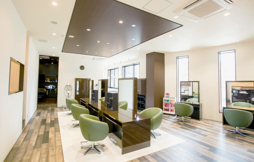 福岡・天神大名の美容室RISA｜髪質改善と癒しの6店舗の店舗写真