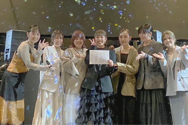 福岡・天神大名の美容室RISA｜髪質改善と癒しの6店舗のスタッフ達