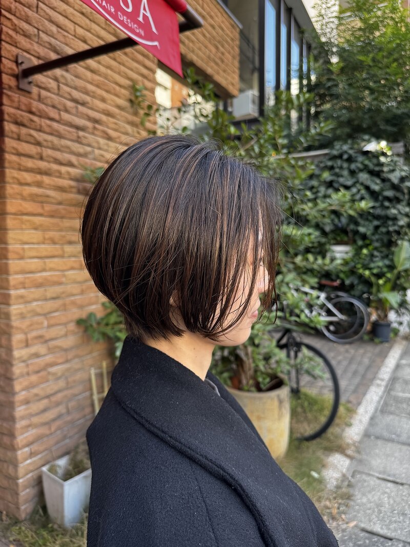 ショートカット&times;ハイライトカラー