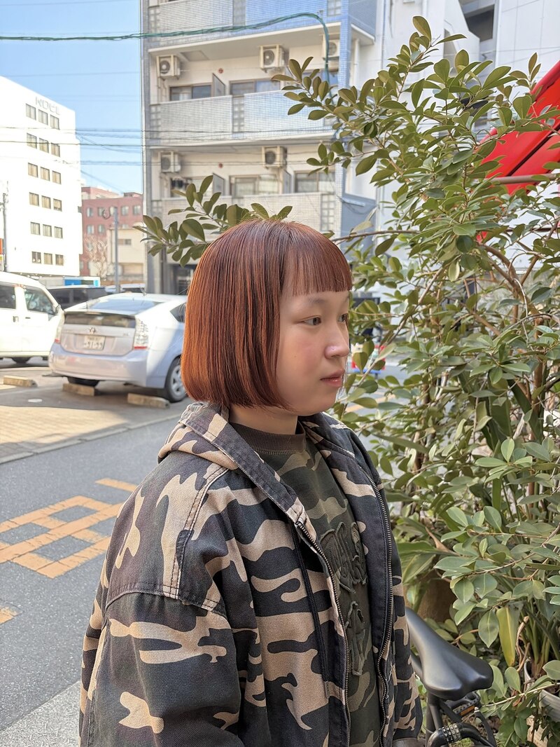 オレンジブラウン