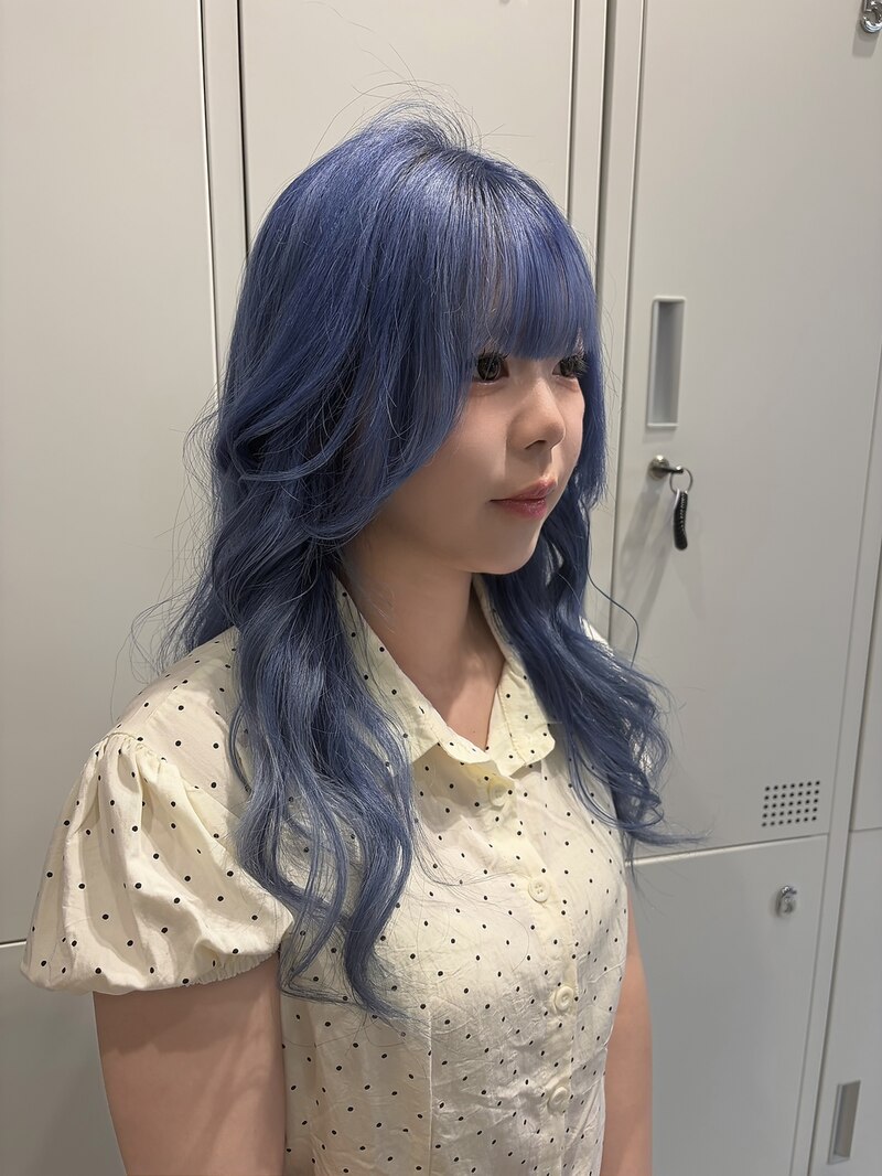 ネイビーブルー