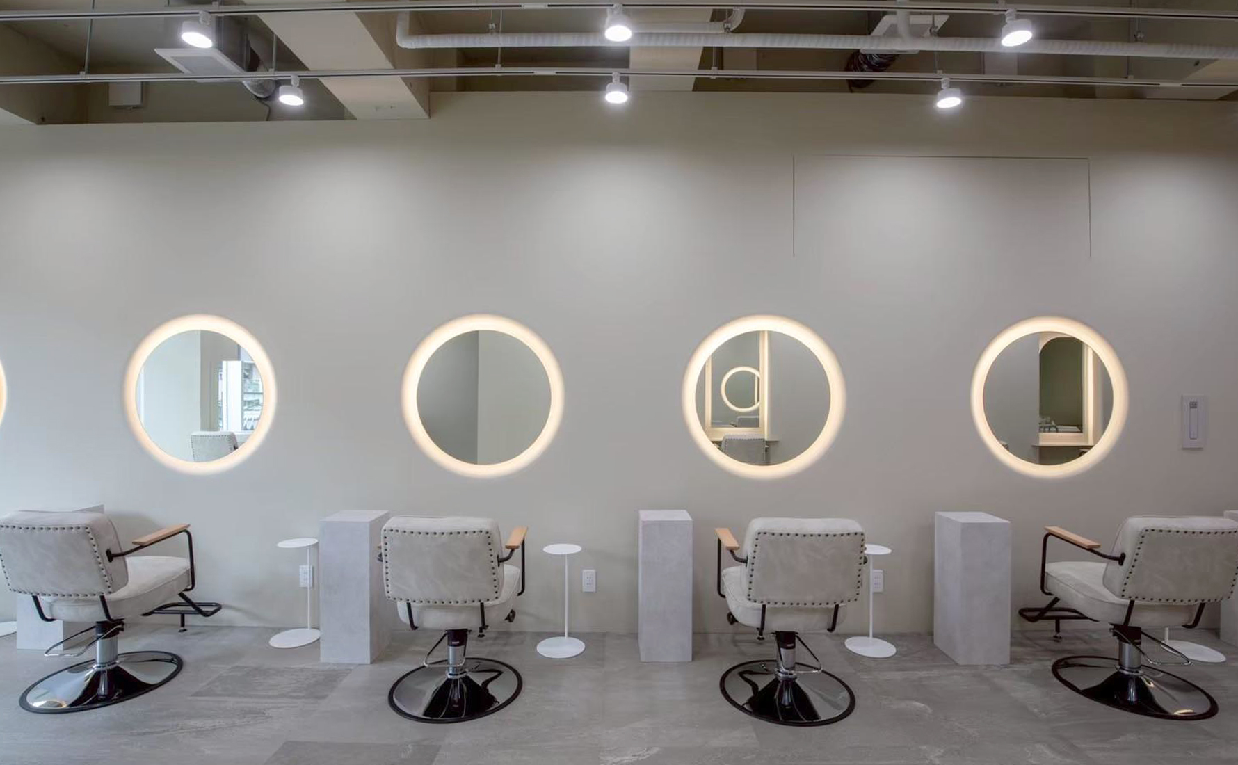 髪質改善ユニバイリサ 天神大名店